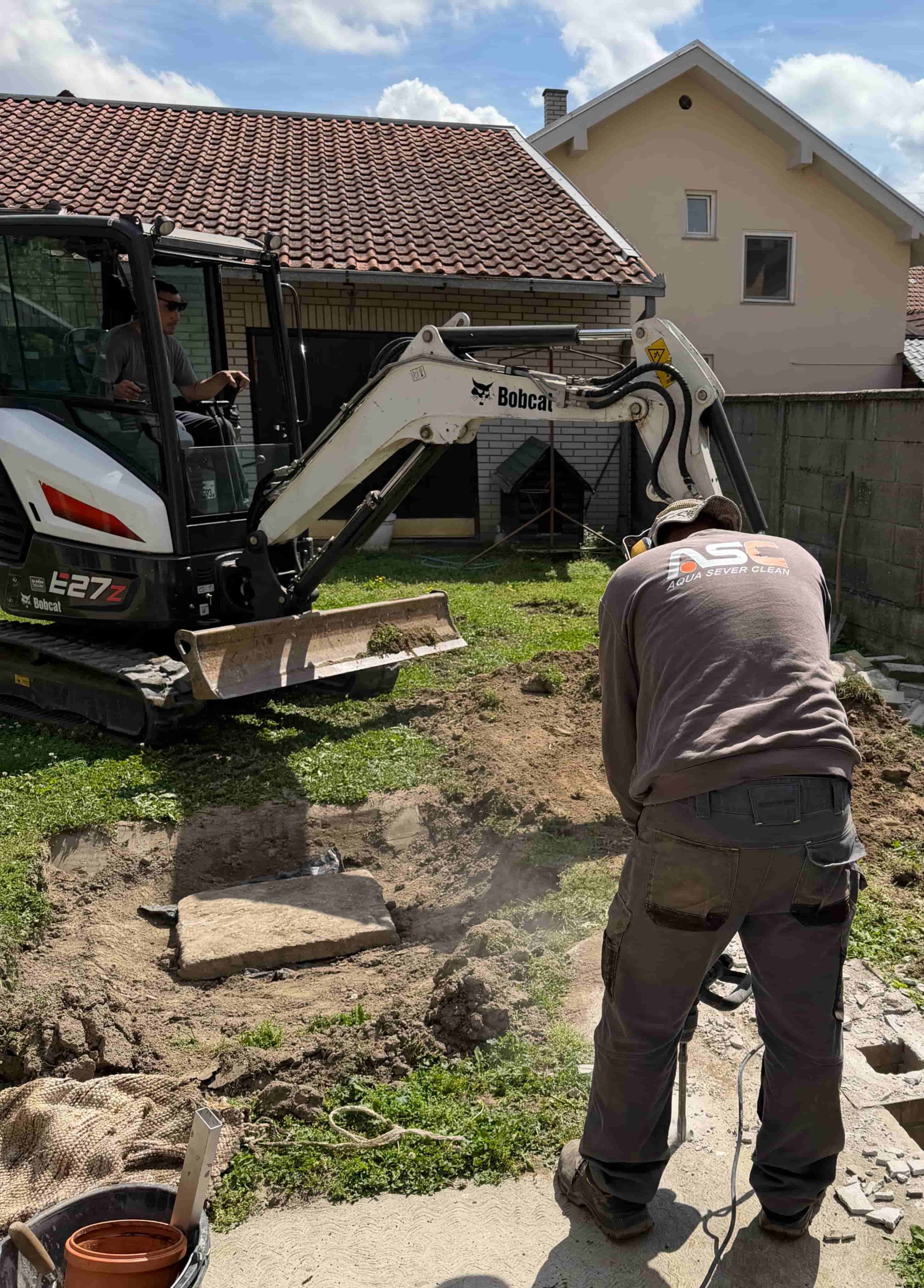 Rumenka gradjevinski radovi Aqua Sever Clean kopanje bagerom